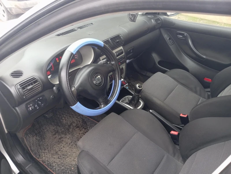 Seat Leon, снимка 5 - Автомобили и джипове - 52680224