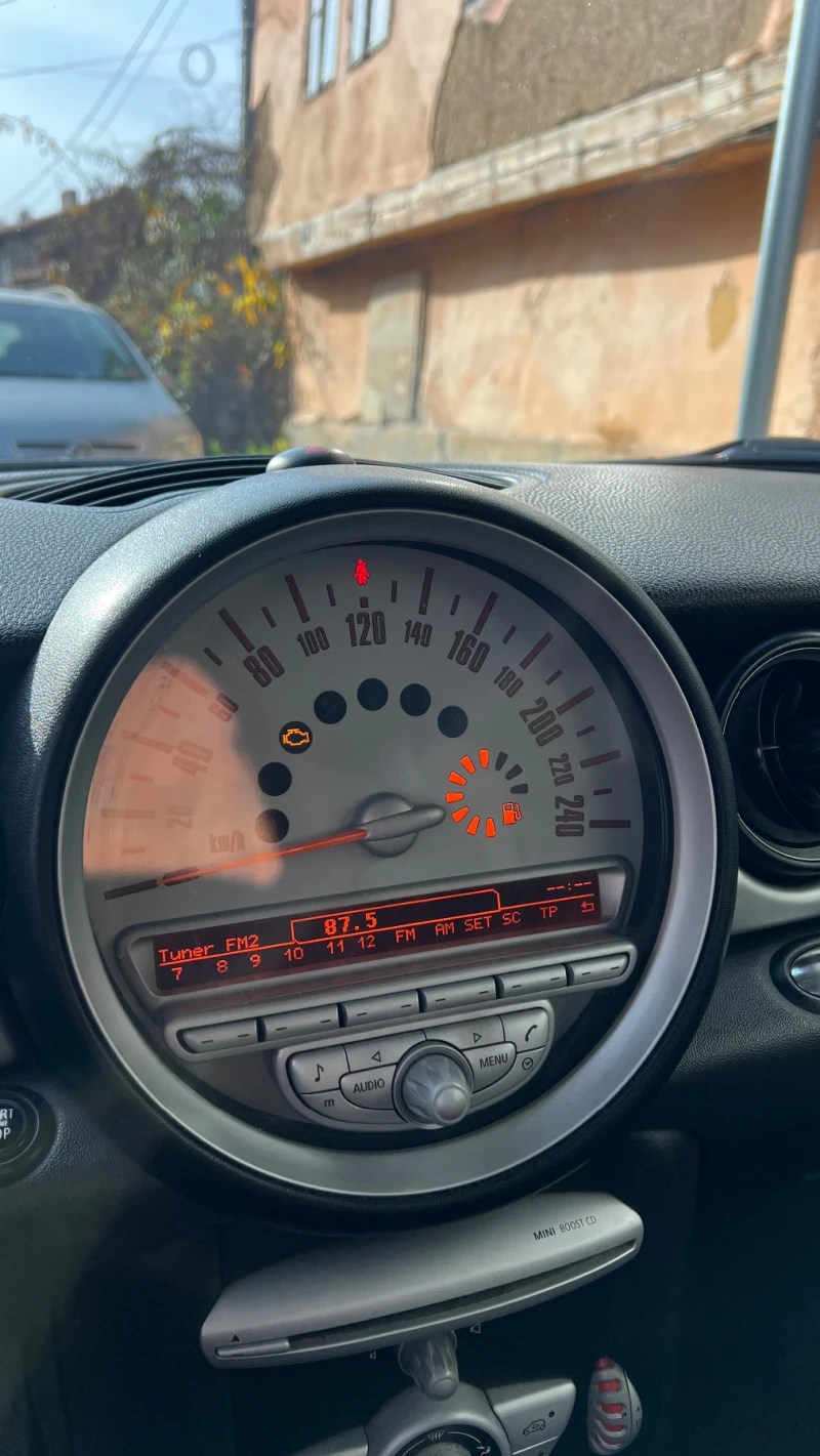 Mini Cooper Mini One Бензин 1.4, снимка 6 - Автомобили и джипове - 52699767