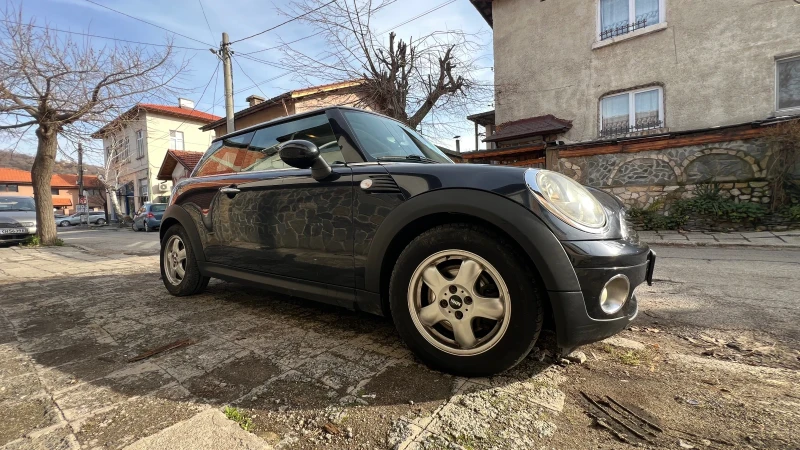 Mini Cooper Mini One Бензин 1.4, снимка 9 - Автомобили и джипове - 52699767
