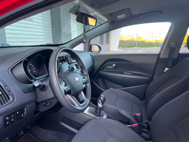 Kia Rio, снимка 11 - Автомобили и джипове - 53145280