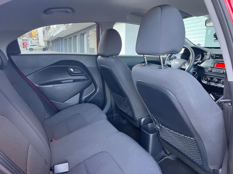 Kia Rio, снимка 13 - Автомобили и джипове - 53145280
