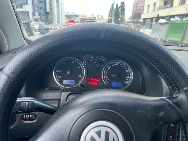 VW Passat В5.5, снимка 7 - Автомобили и джипове - 53387944
