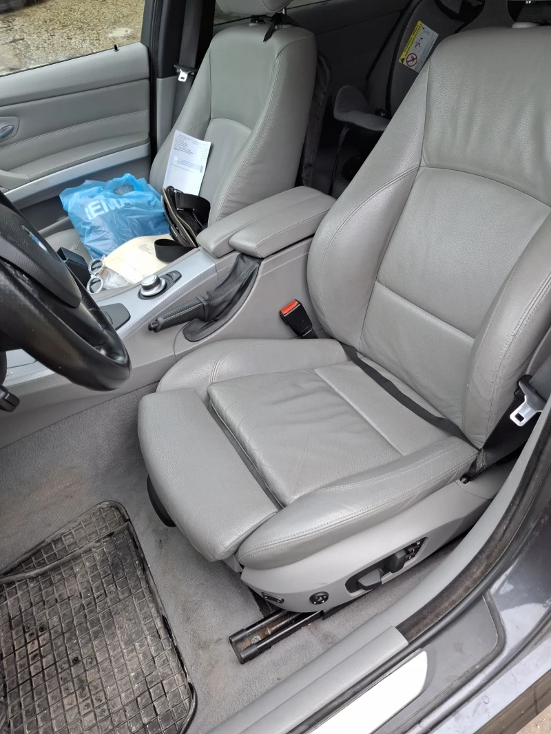 BMW 325 XI E91 FULL MPACKET, снимка 10 - Автомобили и джипове - 53394010