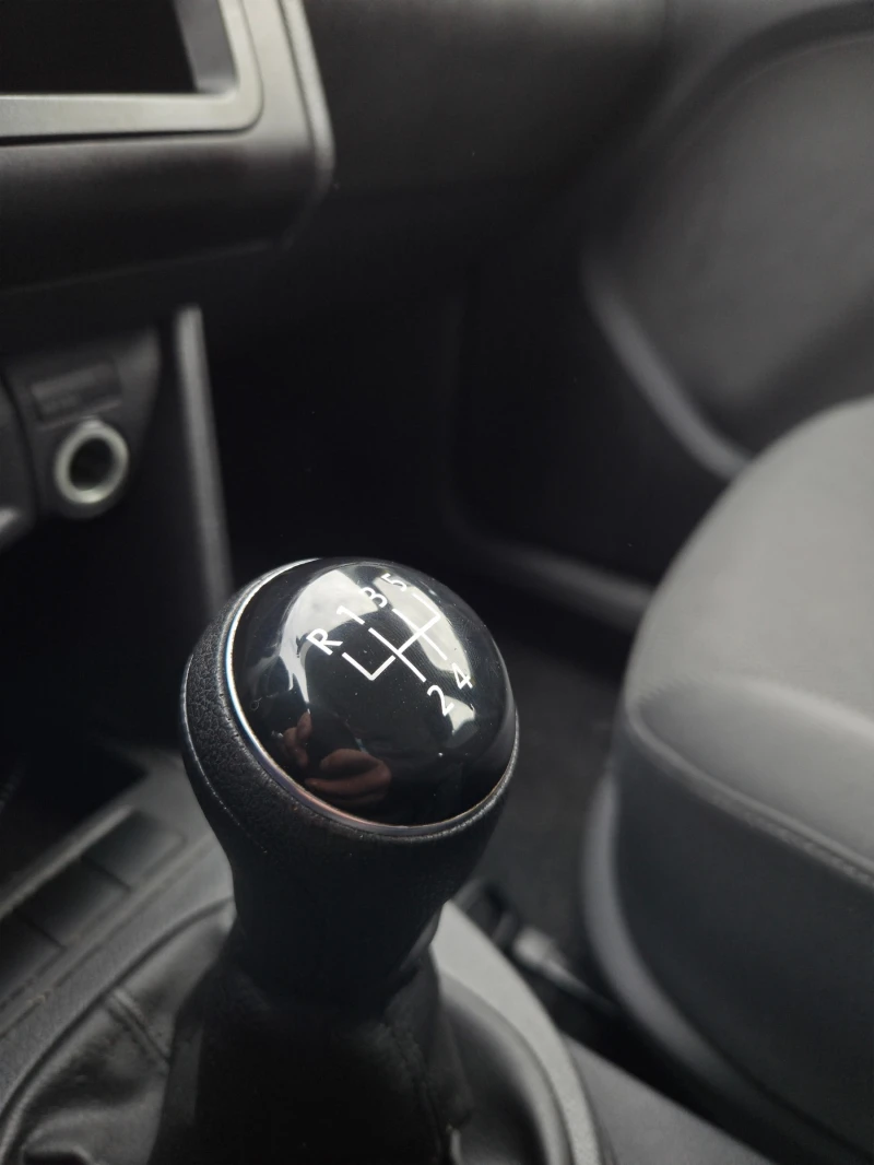 VW Caddy 1.4TSI НОВ ДВИГАТЕЛ, снимка 7 - Автомобили и джипове - 53491248