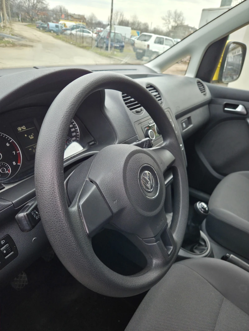VW Caddy 1.4TSI НОВ ДВИГАТЕЛ, снимка 5 - Автомобили и джипове - 53491248