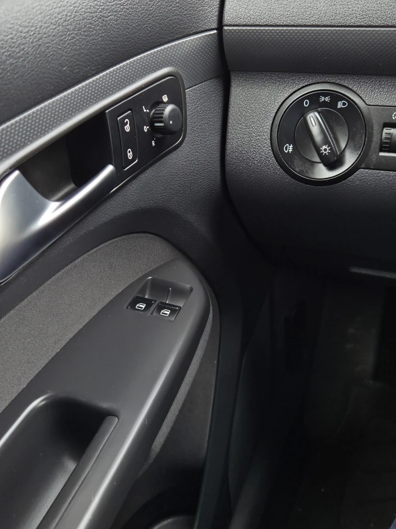VW Caddy 1.4TSI НОВ ДВИГАТЕЛ, снимка 15 - Автомобили и джипове - 53491248