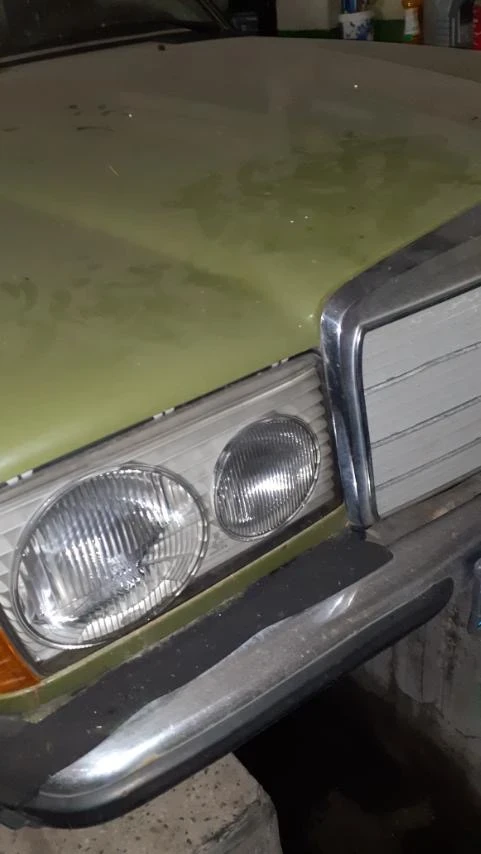 Mercedes-Benz 123, снимка 1 - Автомобили и джипове - 48563495