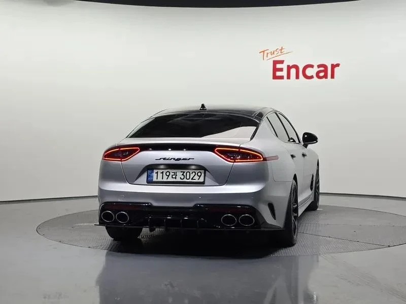 Kia Stinger, снимка 7 - Автомобили и джипове - 56690468