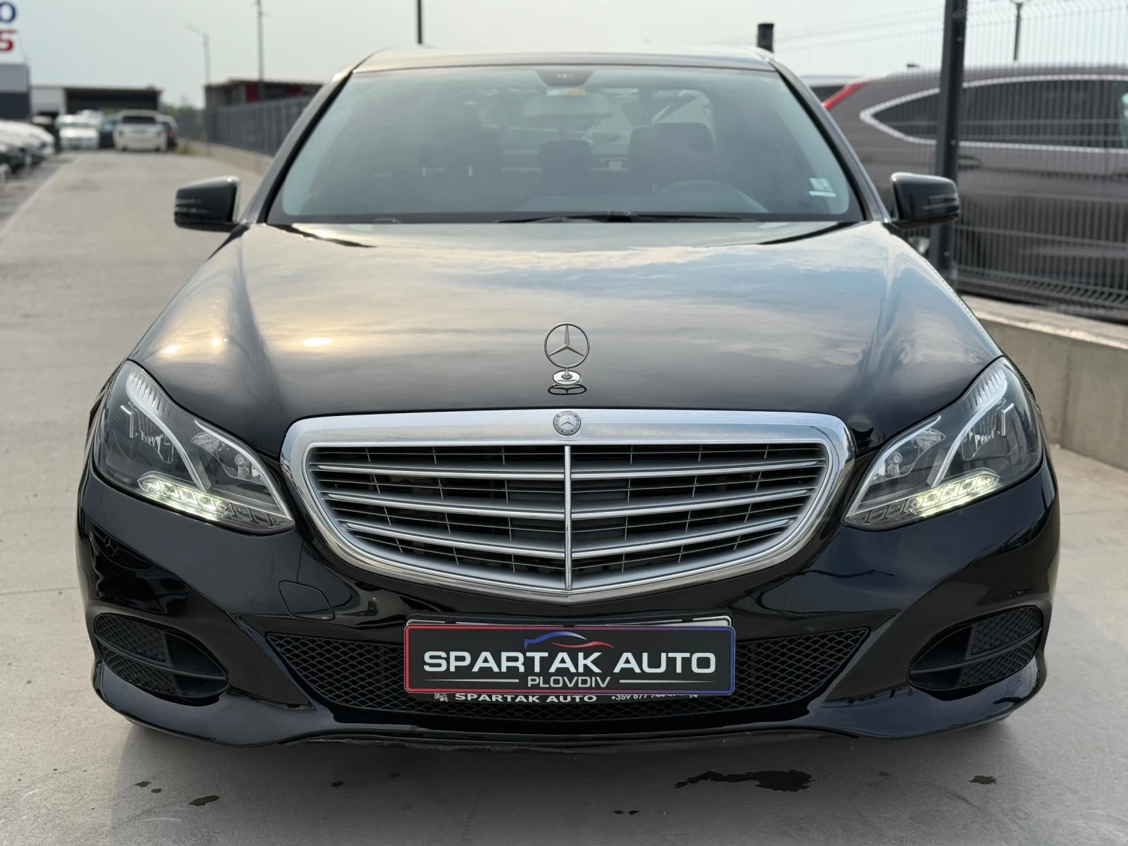 Mercedes-Benz E 220 CDI* 12.2015г* АВТОМАТИК* ТОП СЪСТОЯНИЕ*  - изображение 2