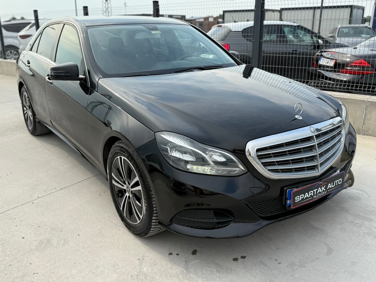 Mercedes-Benz E 220 CDI* 12.2015г* АВТОМАТИК* ТОП СЪСТОЯНИЕ*  - изображение 3