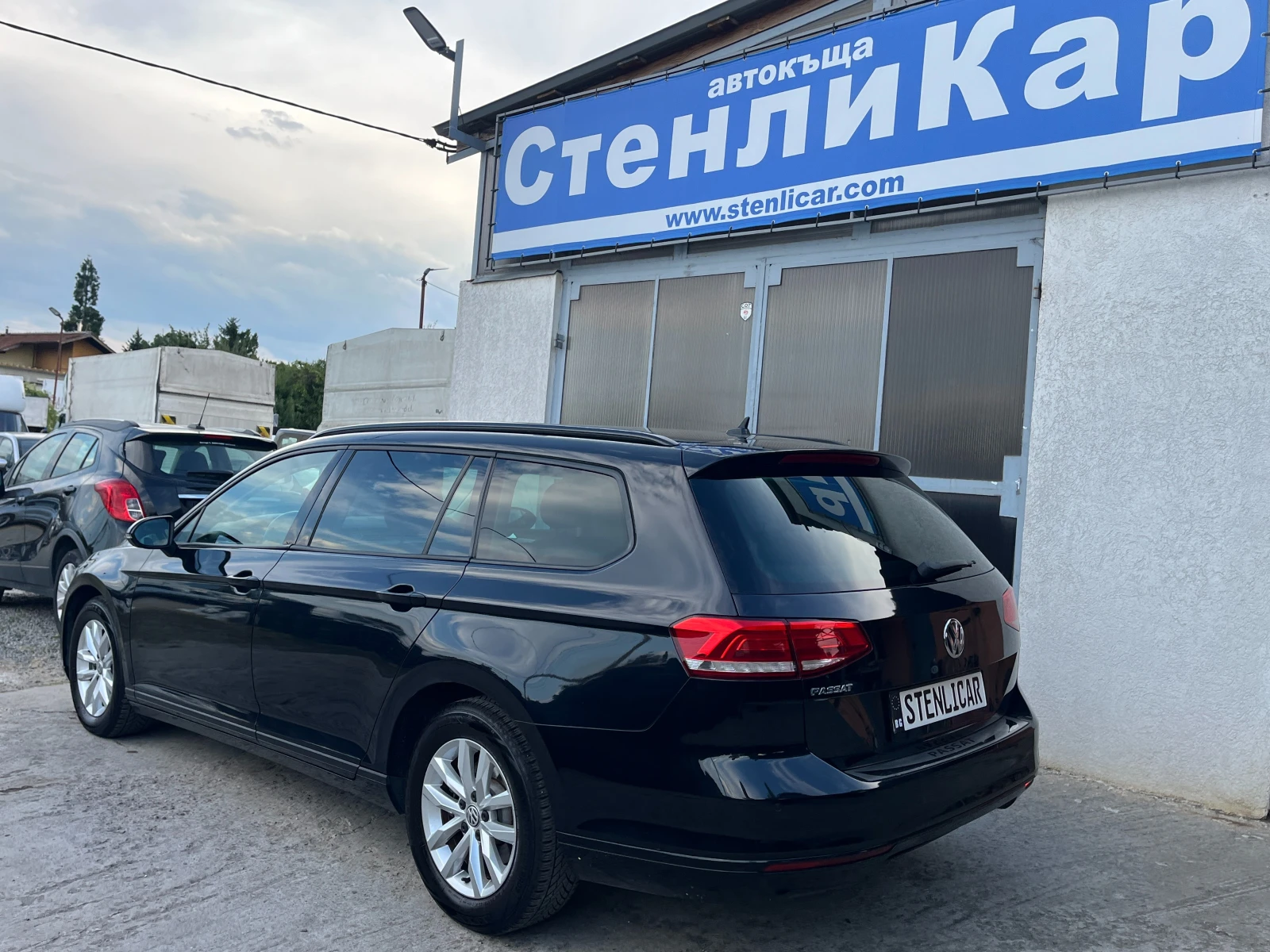 VW Passat 1.4i + AВТОМАТИК - изображение 2