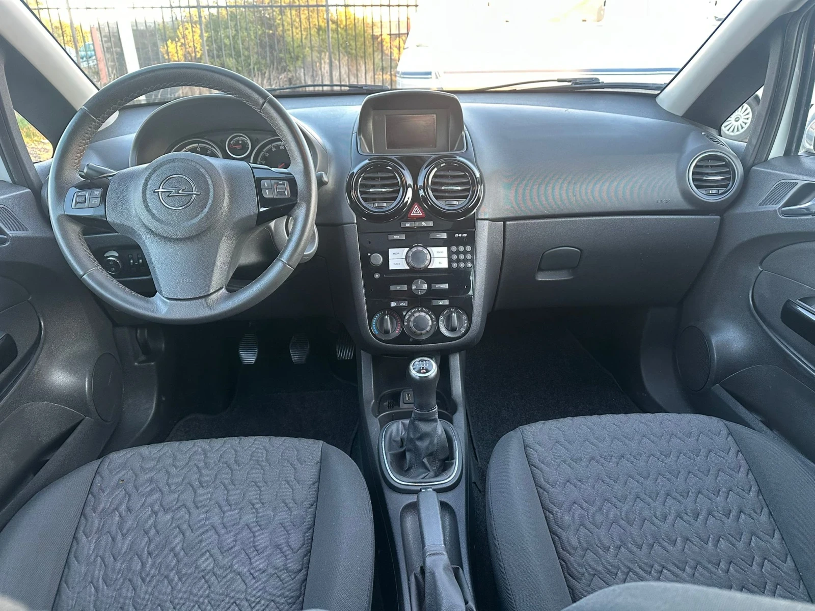 Opel Corsa 1, 2i  | Mobile.bg — изображение 7