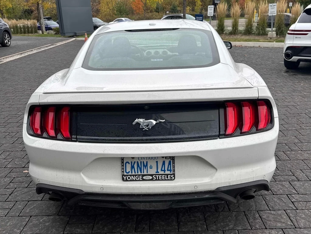 Ford Mustang * EcoBoost * CARFAX * БЕЗ ПЪРВОНАЧАЛНА ВНОСКА - изображение 4