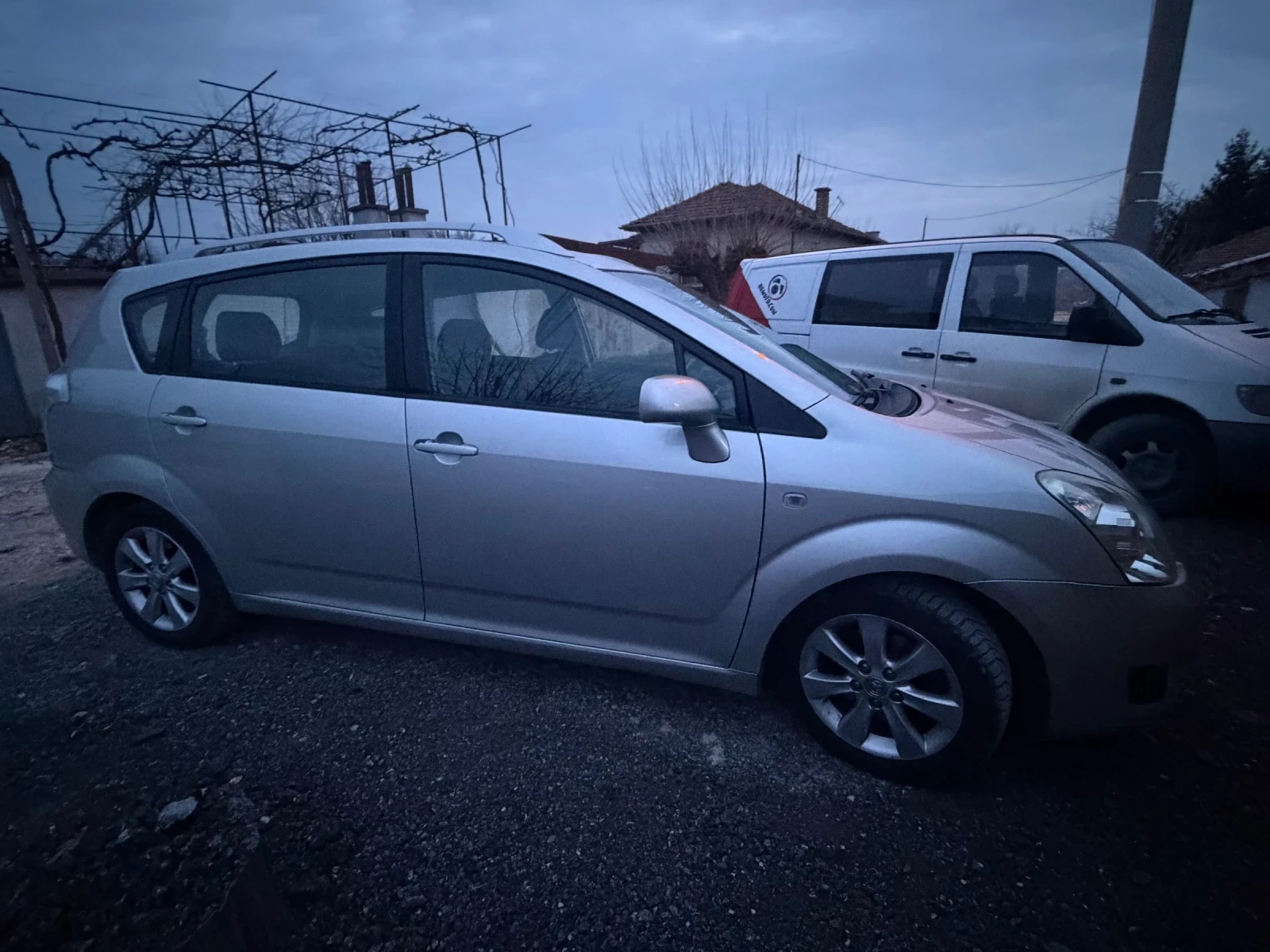 Toyota Corolla verso 2.2 D4D | Mobile.bg � ����������� 6