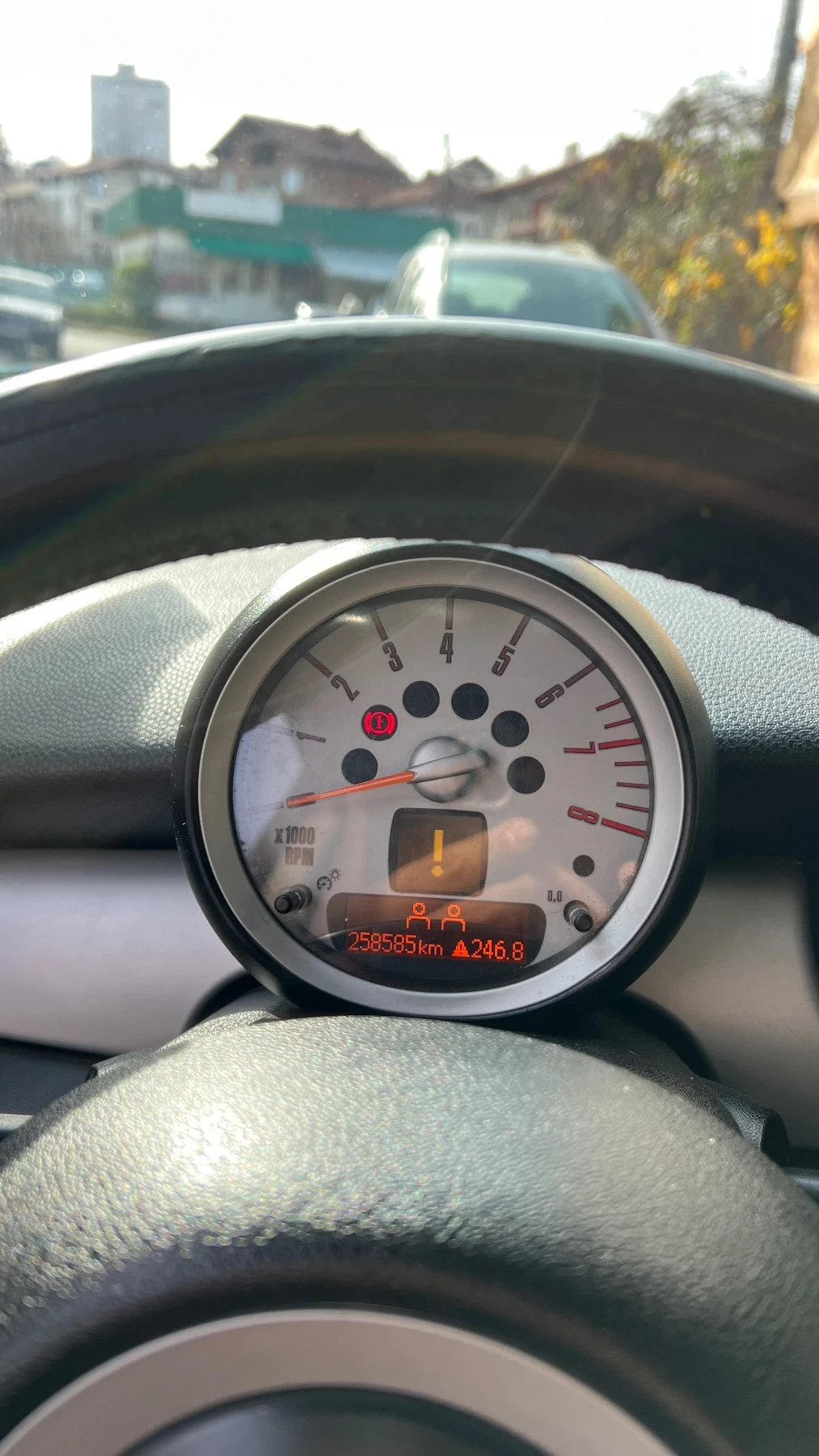 Mini Cooper Mini One Бензин 1.4 - изображение 5