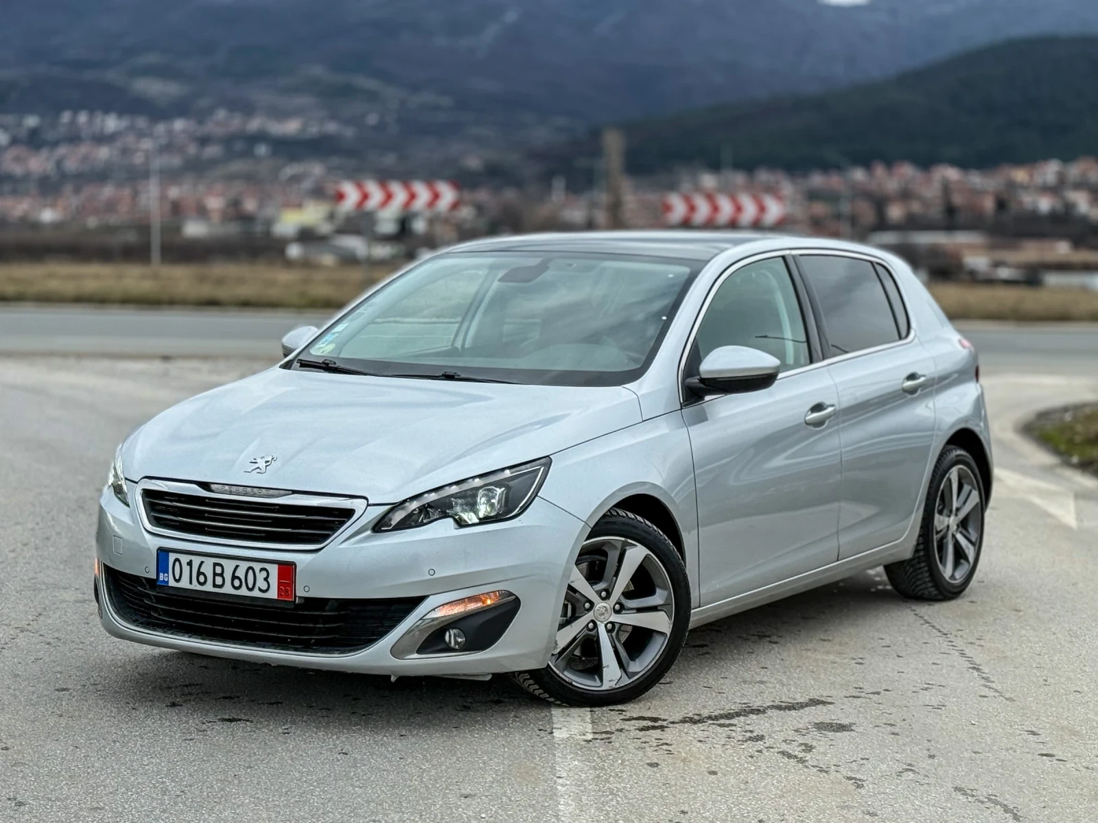 Peugeot 308 2.0 BLUE-HDI::PANORAMA::KEYLESS:: | Mobile.bg � ����������� 3