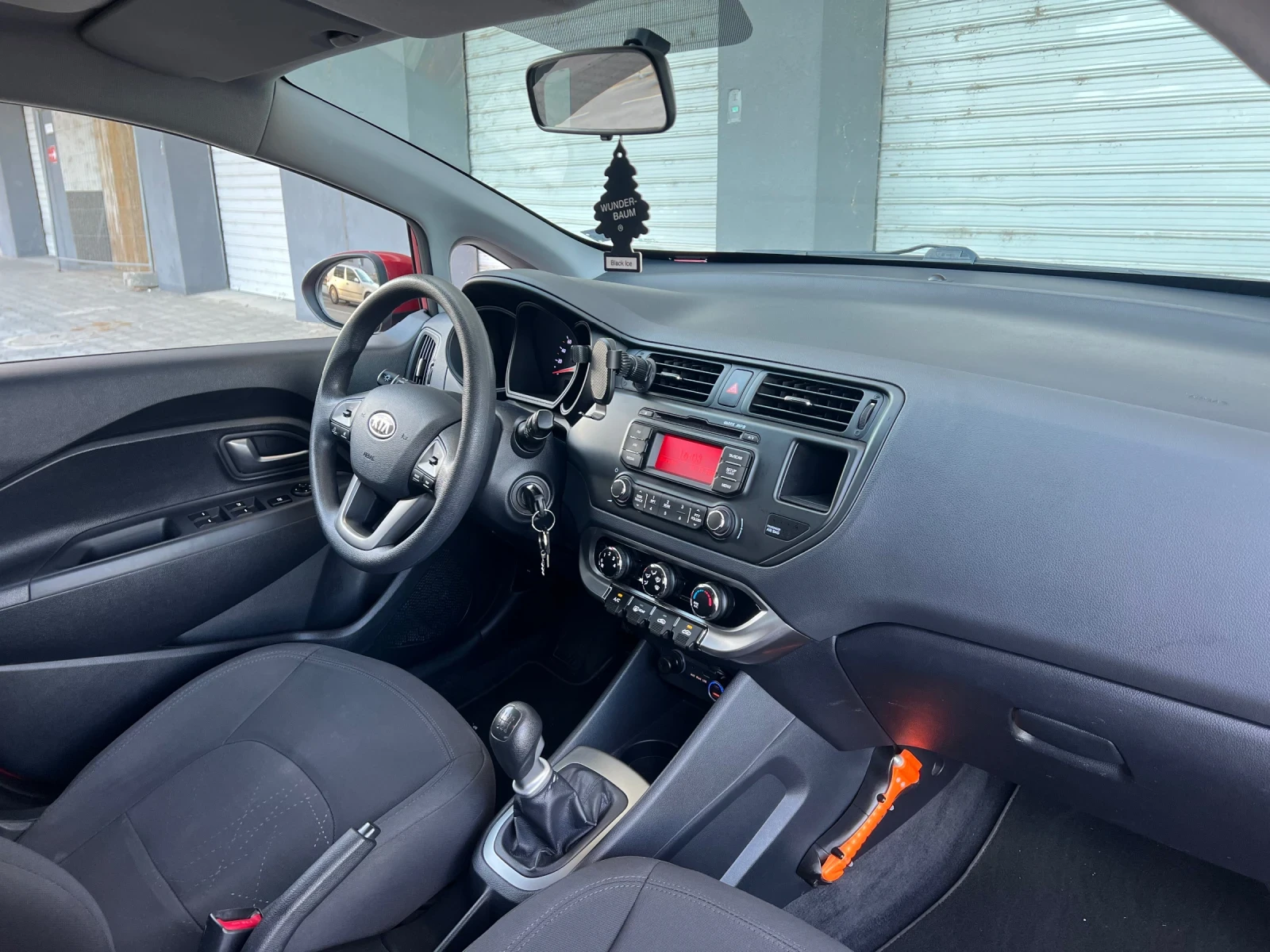 Kia Rio | Mobile.bg � ����������� 10