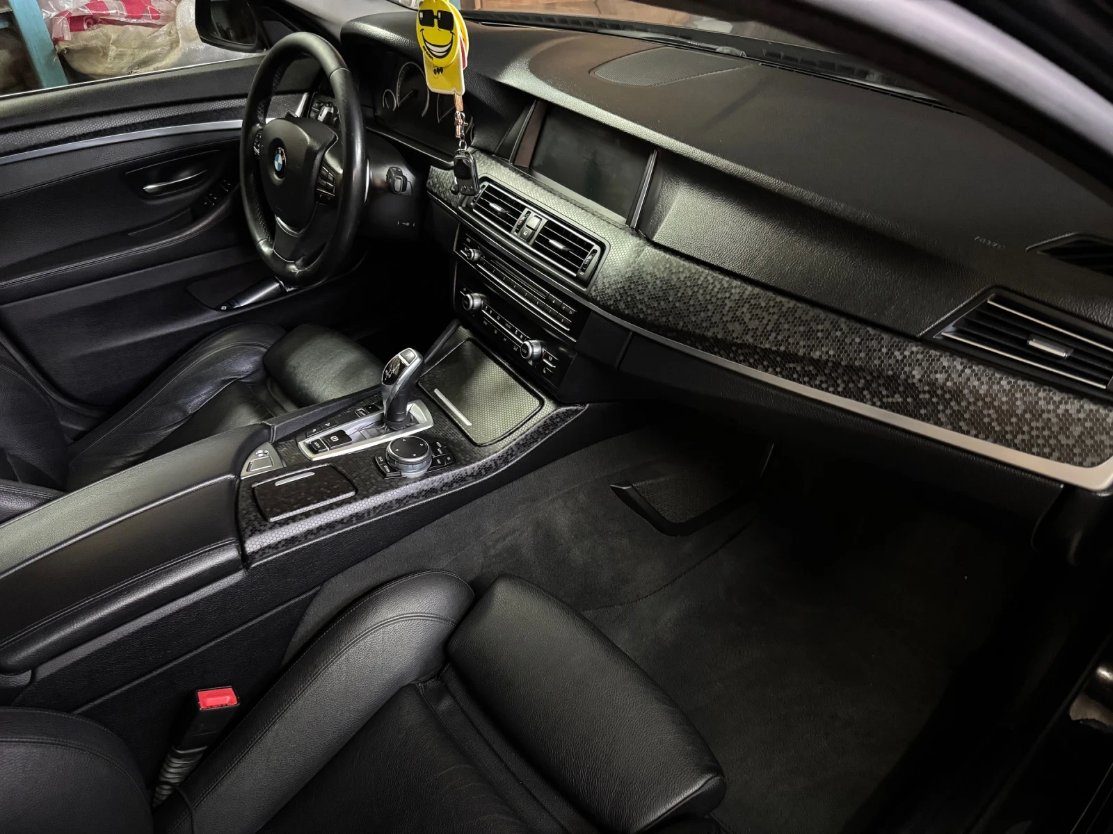 BMW 530 530 258к.c.XDrive, М-пакет, head-up - изображение 2