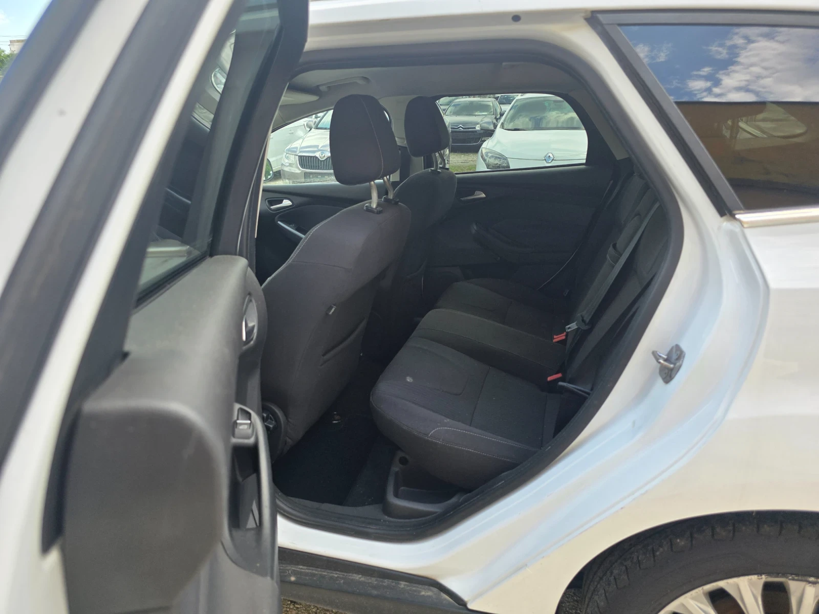 Ford Focus 1.6TDCI TITANIUM ITALY, снимка 11 - Автомобили и джипове - 53343438
