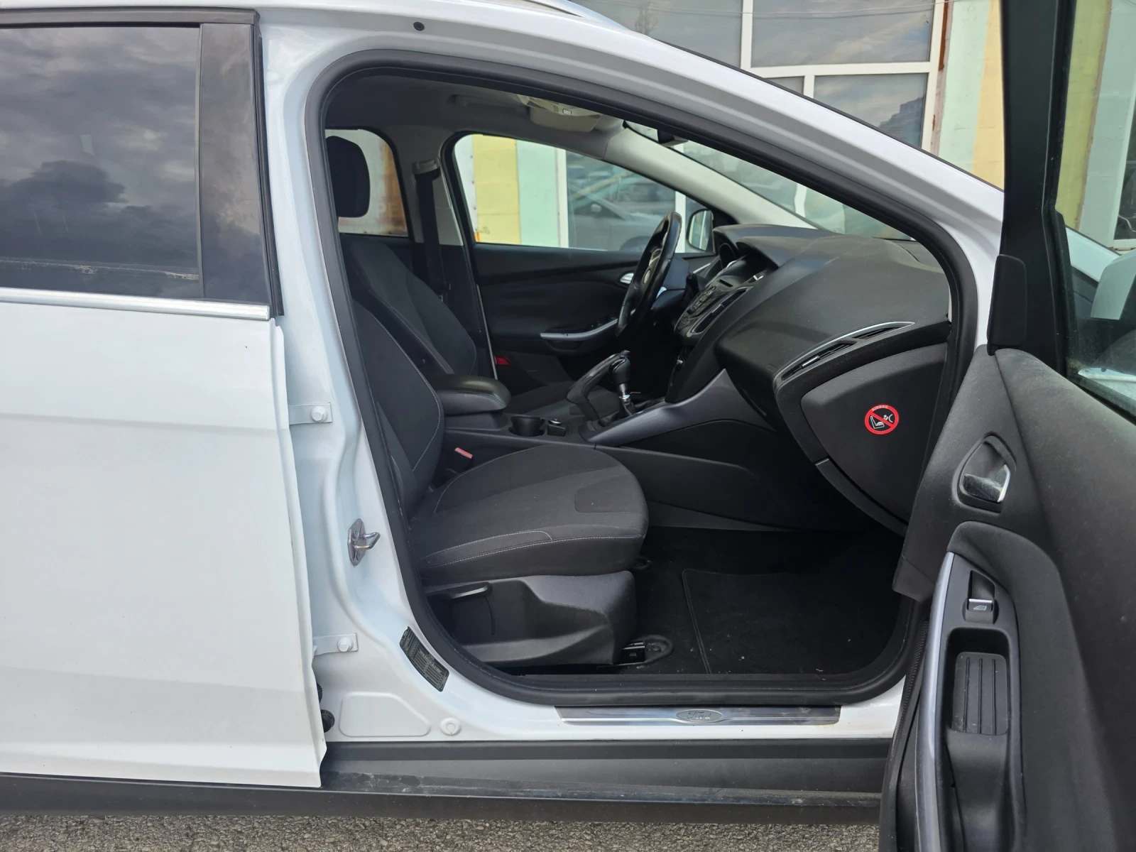 Ford Focus 1.6TDCI TITANIUM ITALY, снимка 14 - Автомобили и джипове - 53343438