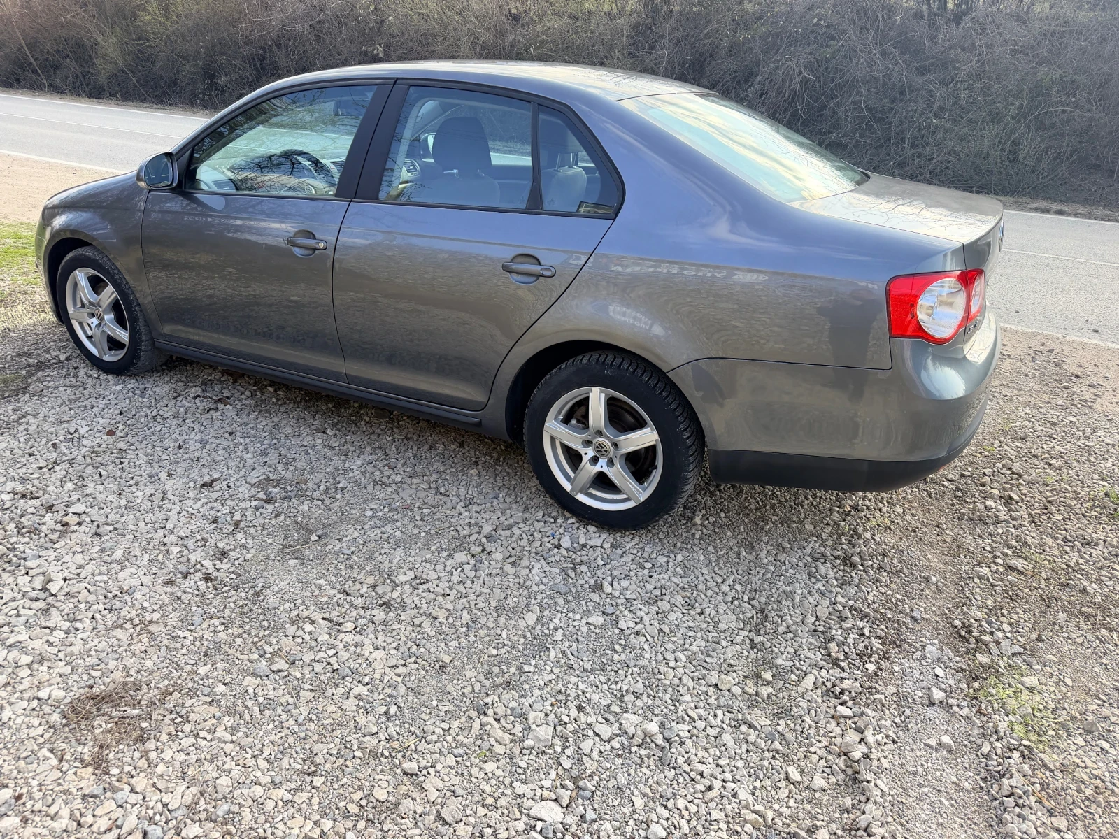 VW Jetta 1.9TDI-105hp | Mobile.bg � ����������� 7