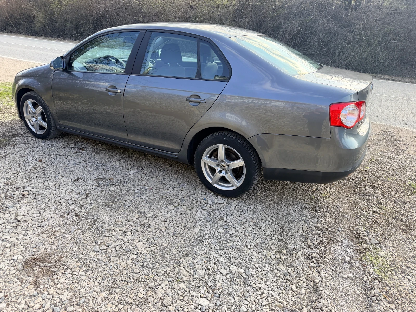 VW Jetta 1.9TDI-105hp | Mobile.bg � ����������� 6