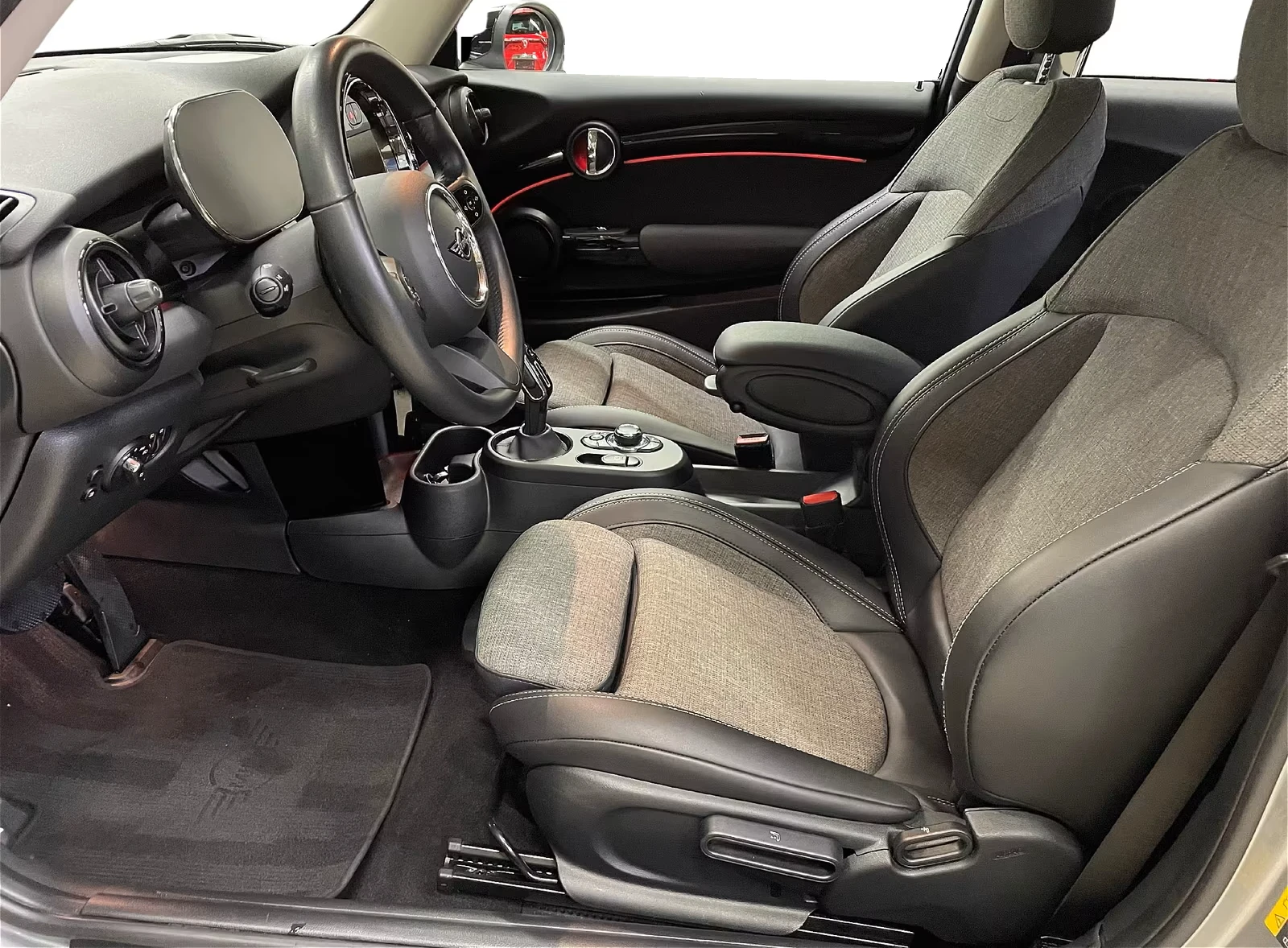 Mini Cooper SE * LED* CAM* NAVI* CARPLAY* , снимка 7 - Автомобили и джипове - 53969680