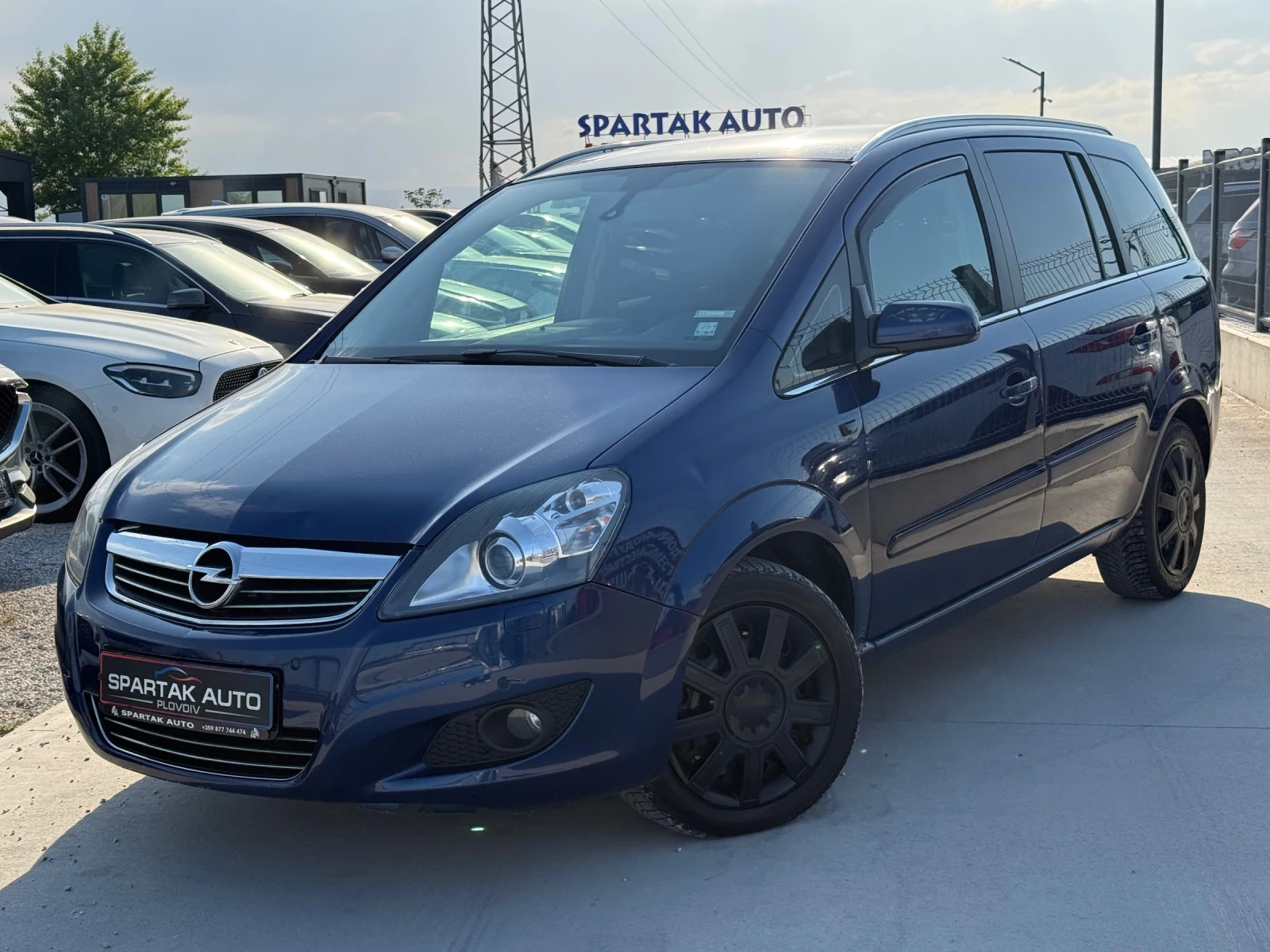 Opel Zafira 2.2Бензин* 150к.с* 2010г* 6+ 1Местен* Топ Състояни