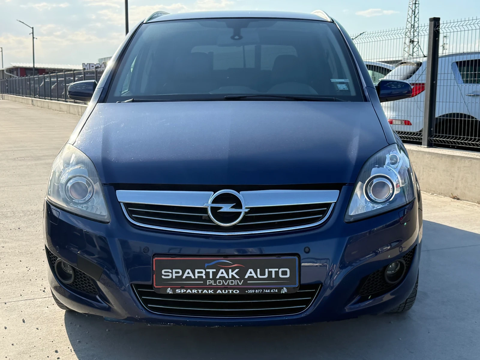 Opel Zafira 2.2������* 150�.�* 2010�* 6+ 1������* ��� �������� | Mobile.bg � ����������� 2