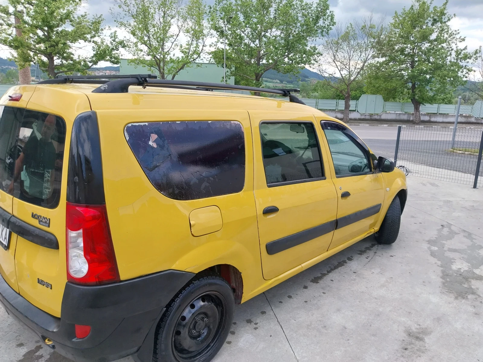 Dacia Logan, снимка 5 - Автомобили и джипове - 54658501