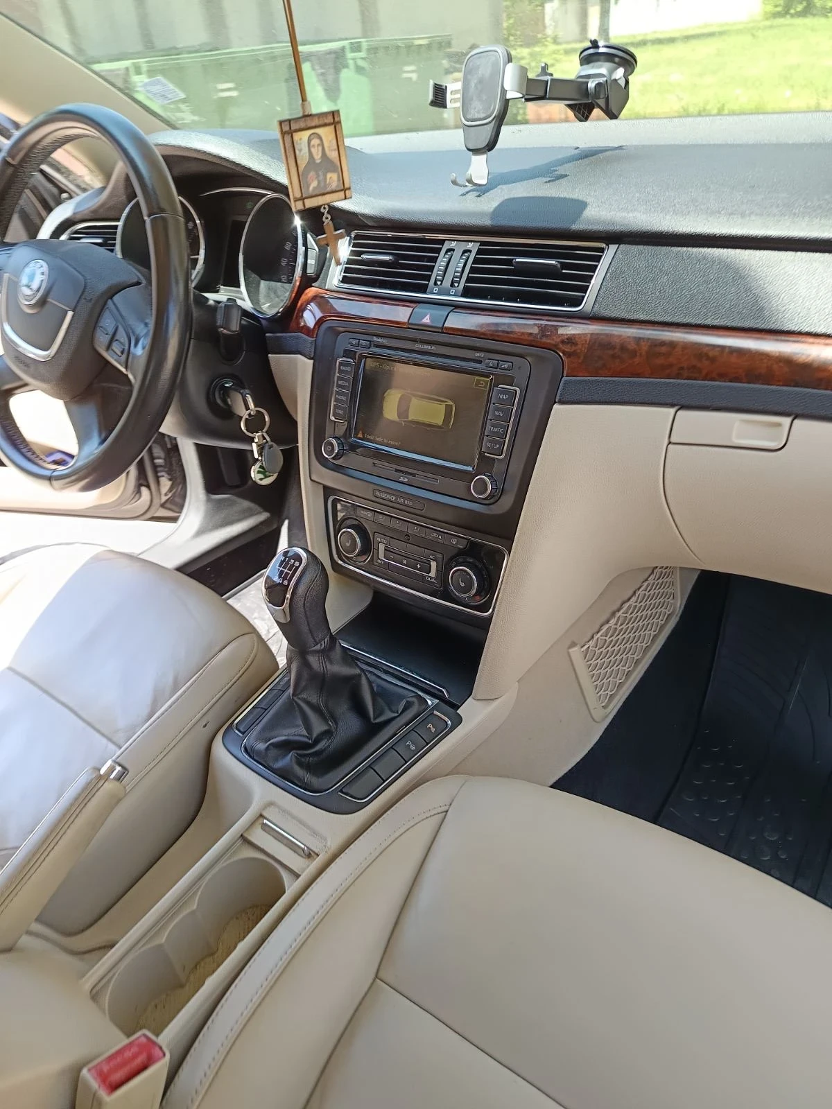 Skoda Superb, снимка 6 - Автомобили и джипове - 54958305