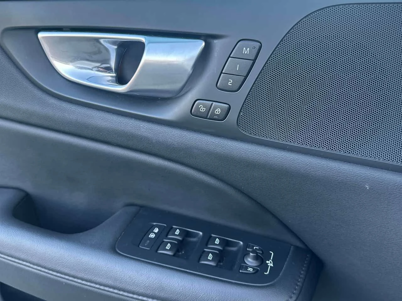 Volvo V60 Cross Country * Plus * CARFAX * ����� �� ����������� | Mobile.bg � ����������� 17