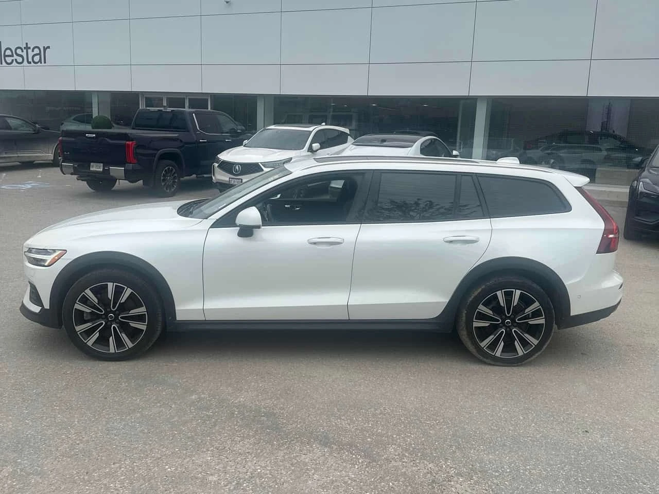 Volvo V60 Cross Country * Plus * CARFAX * ����� �� ����������� | Mobile.bg � ����������� 2