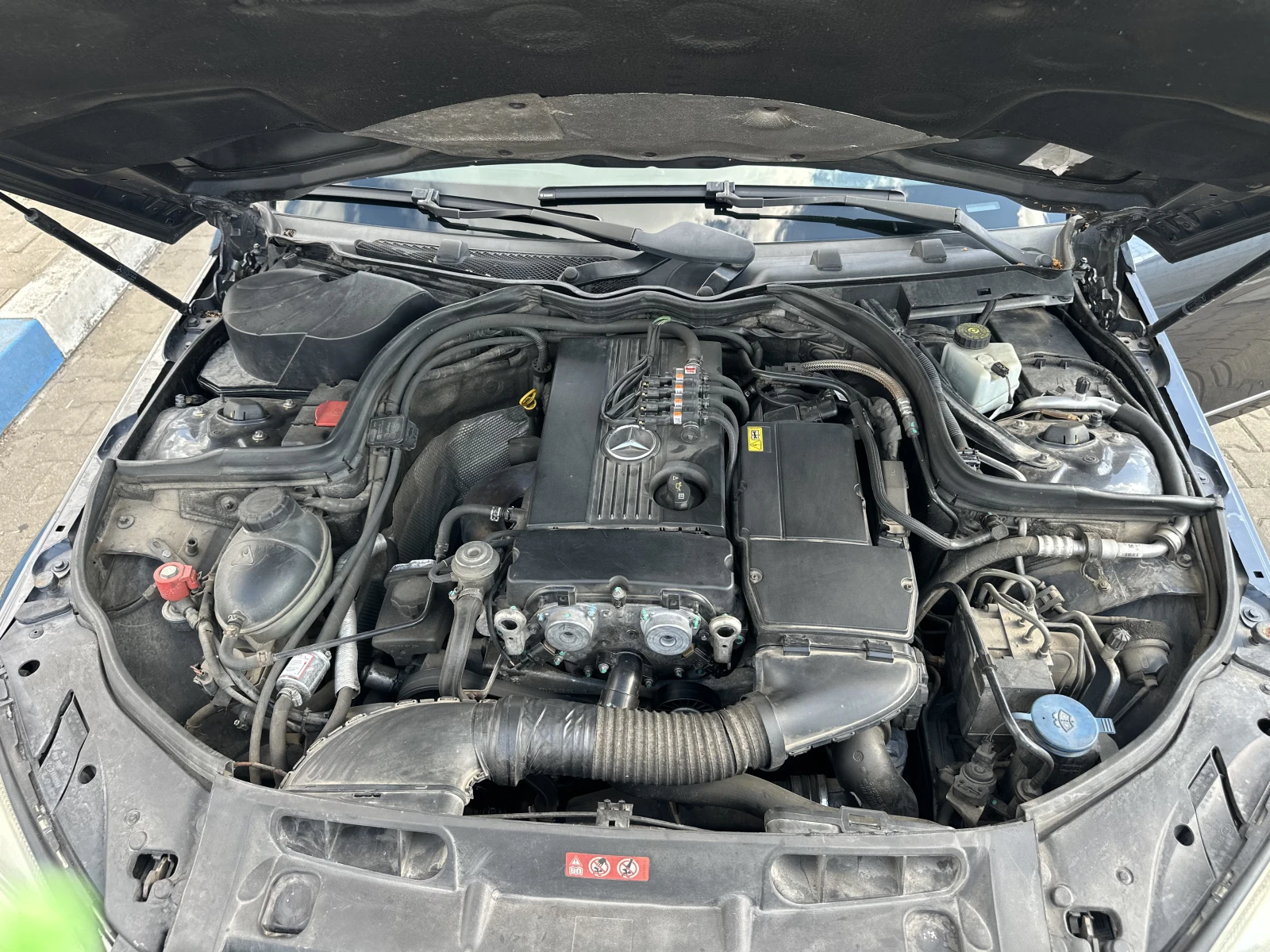 Mercedes-Benz C 180 Kompressor, снимка 13 - Автомобили и джипове - 55177356
