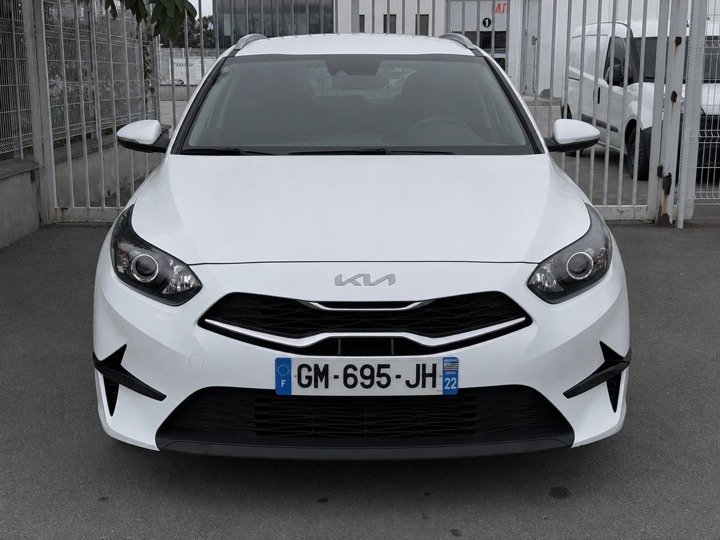 Kia Ceed 1.6CRDi Mild Hybrid / 115000KM !! , снимка 2 - Автомобили и джипове - 55195865