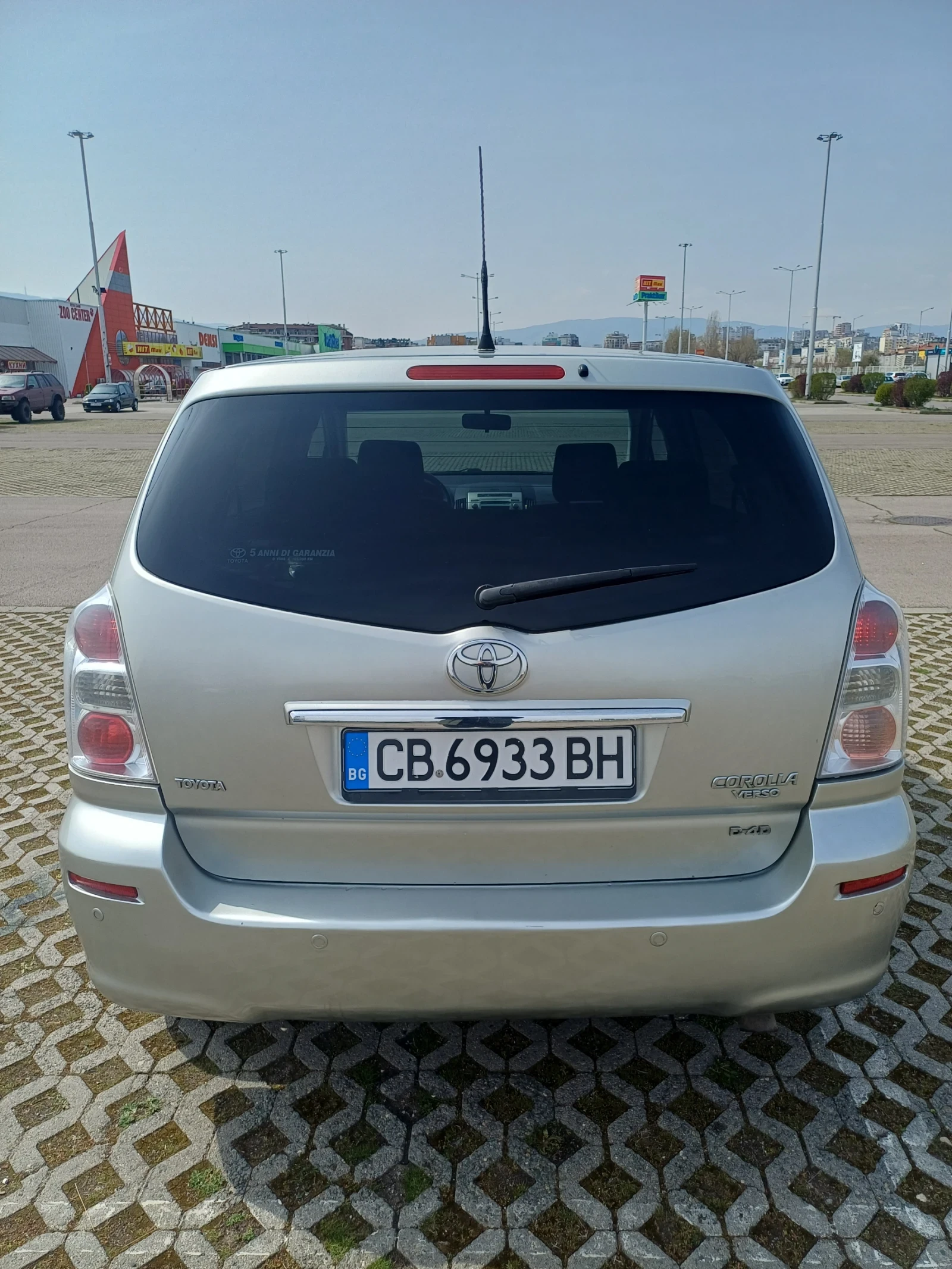 Toyota Corolla verso 2, 2 D4D 136 к.с., снимка 5 - Автомобили и джипове - 55316721
