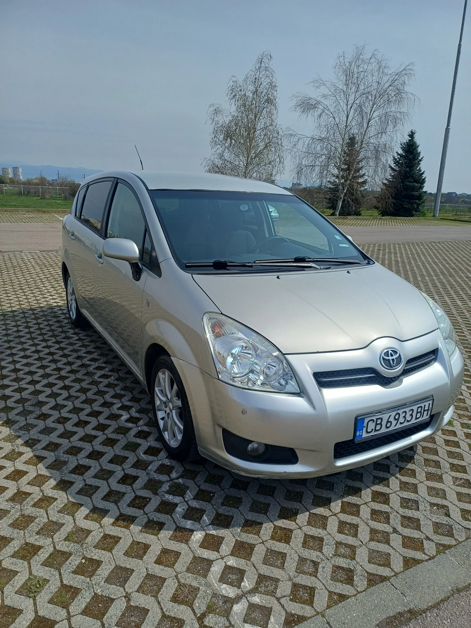 Toyota Corolla verso 2, 2 D4D 136 к.с., снимка 2 - Автомобили и джипове - 55316721