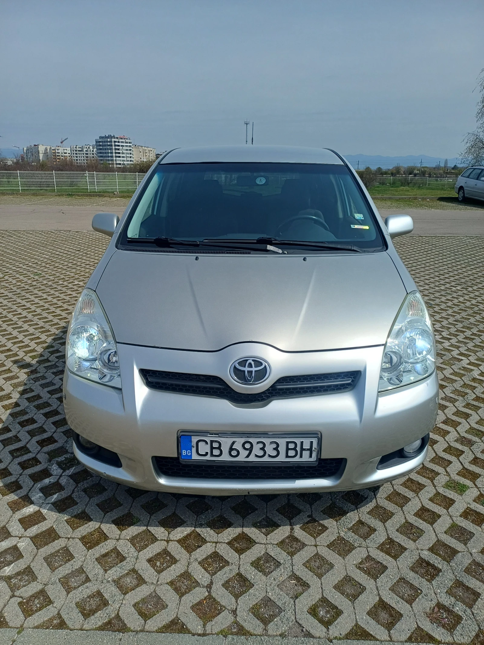Toyota Corolla verso 2, 2 D4D 136 к.с.