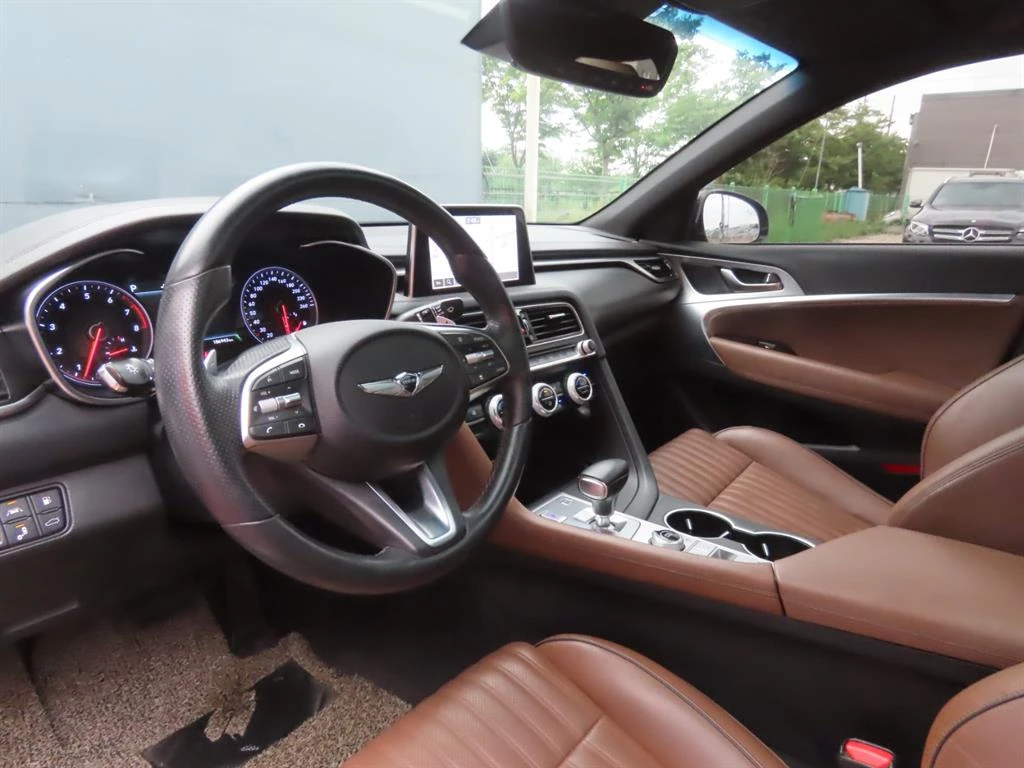 Genesis G70 2.0* BLIND SPOT* HUD* 360* ЕЛ. БАГАЖНИК* КРАЙНА ЦЕ, снимка 16 - Автомобили и джипове - 55594183