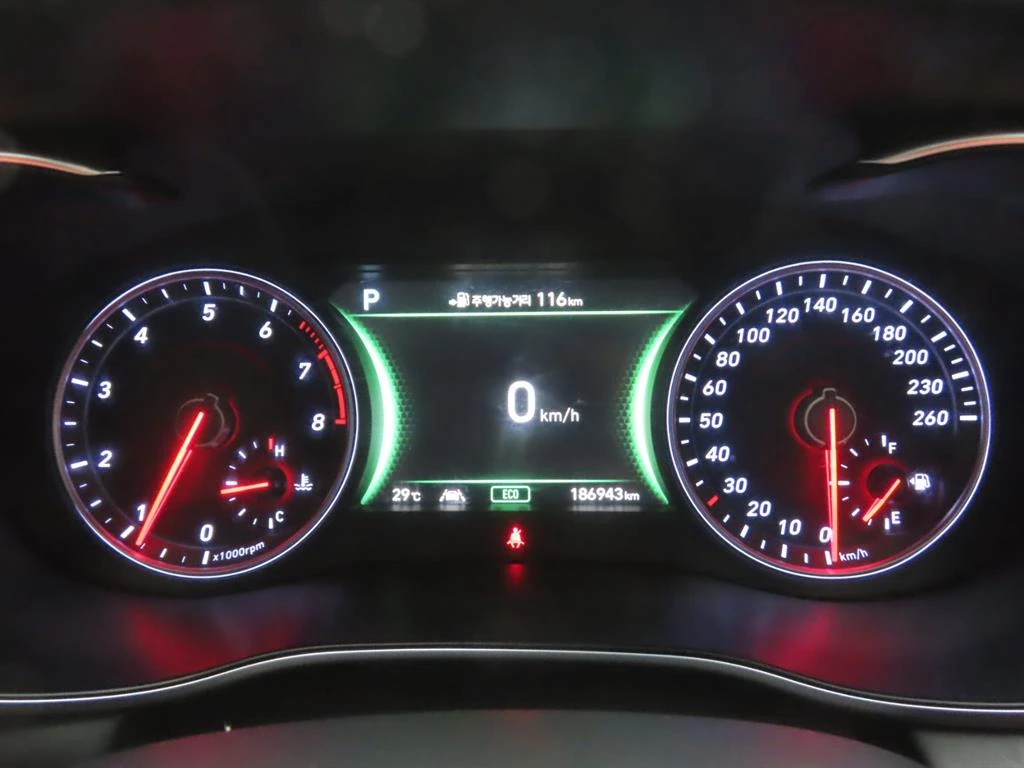Genesis G70 2.0* BLIND SPOT* HUD* 360* ЕЛ. БАГАЖНИК* КРАЙНА ЦЕ, снимка 10 - Автомобили и джипове - 55594183