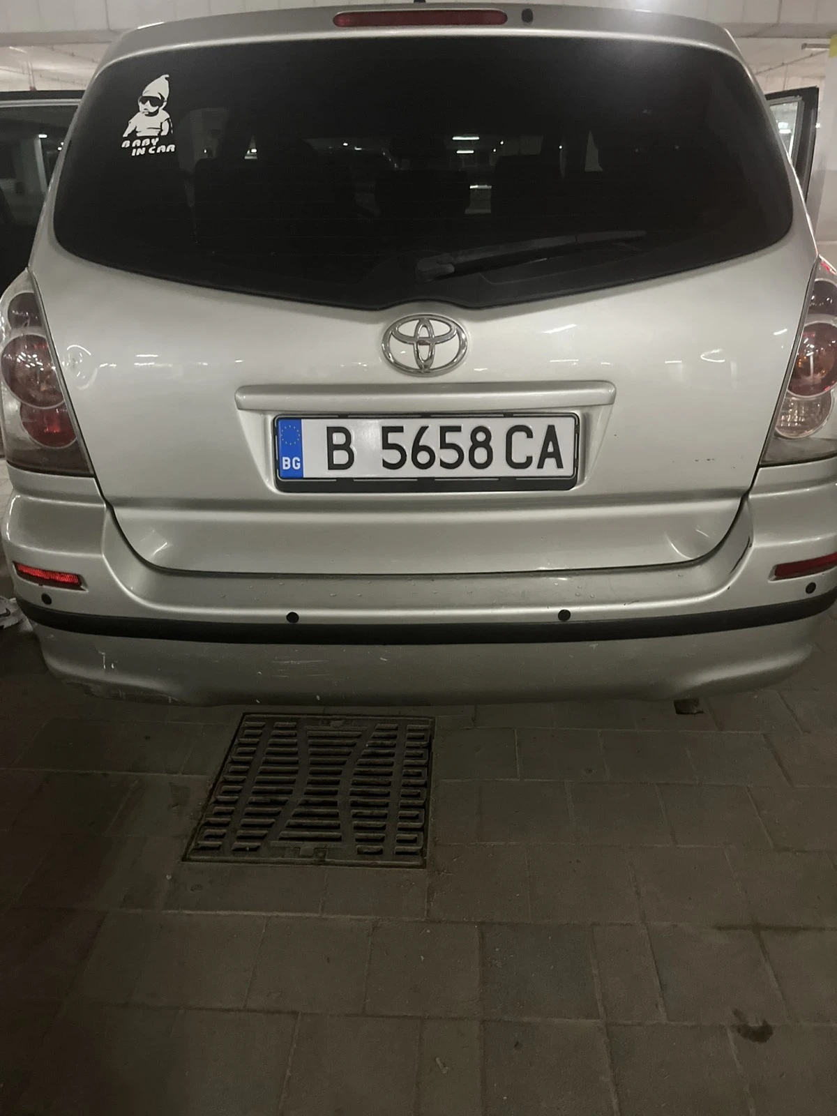 Toyota Corolla verso, снимка 8 - Автомобили и джипове - 55651978
