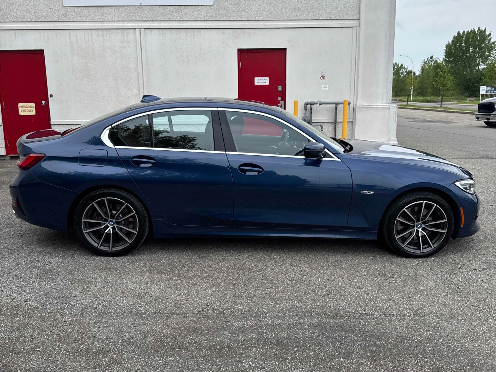BMW 330 2.0L 4cyl AWD | Mobile.bg � ����������� 3