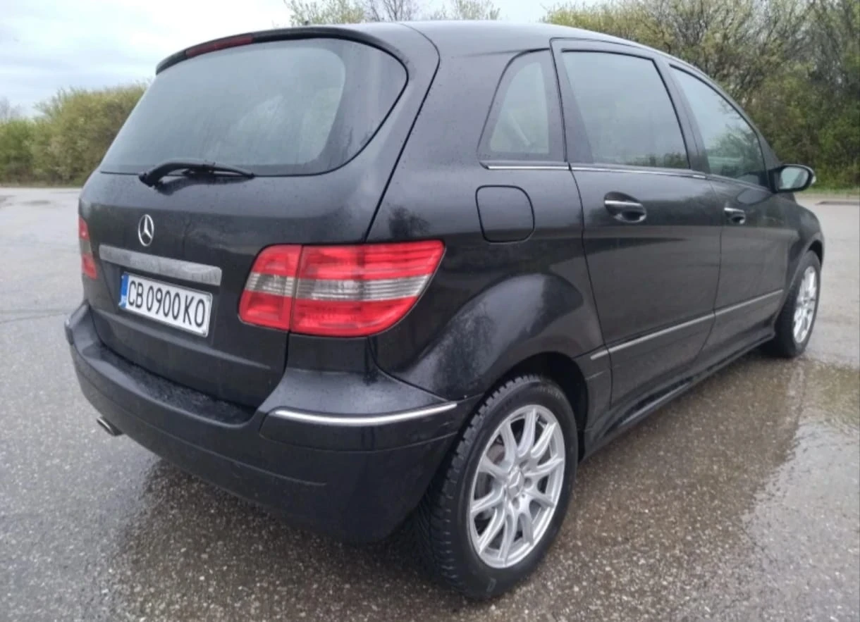 Mercedes-Benz B 180, снимка 2 - Автомобили и джипове - 55689285