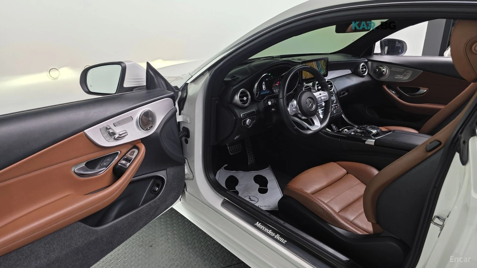 Mercedes-Benz C 220 4MATIC/COUPE/DRIVE-ASSISTS/PREMIUM SOUND, снимка 5 - Автомобили и джипове - 55734947
