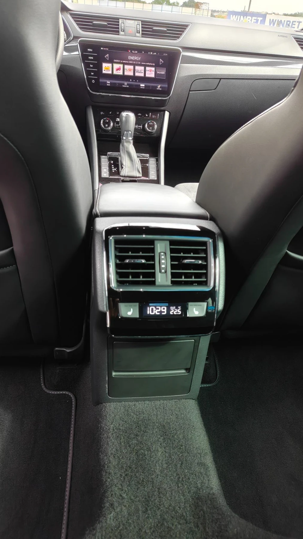 Skoda Superb Sportline, снимка 11 - Автомобили и джипове - 55874078