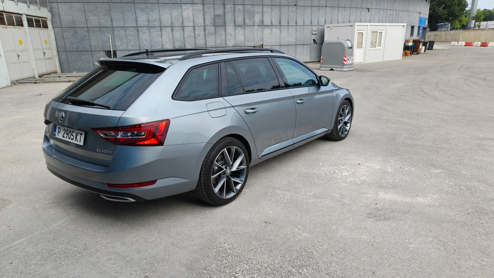 Skoda Superb Sportline, снимка 4 - Автомобили и джипове - 55874078