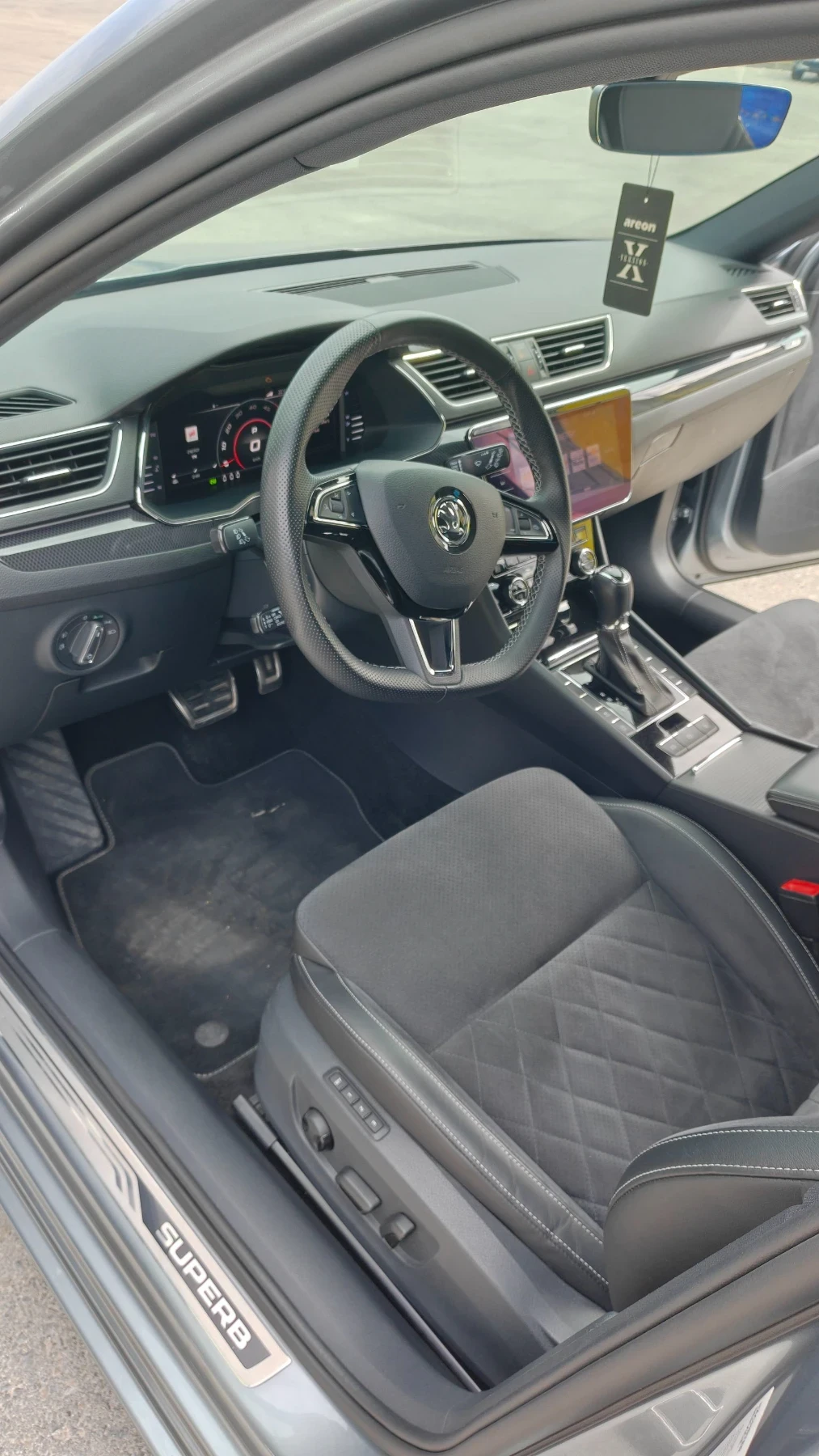 Skoda Superb Sportline, снимка 6 - Автомобили и джипове - 55874078