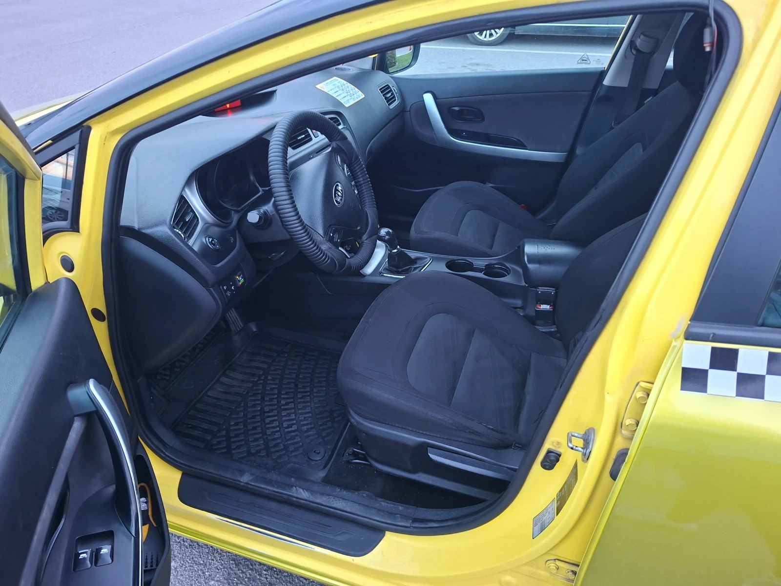 Kia Ceed KIA CEED Готова за работа!, снимка 11 - Автомобили и джипове - 56185638