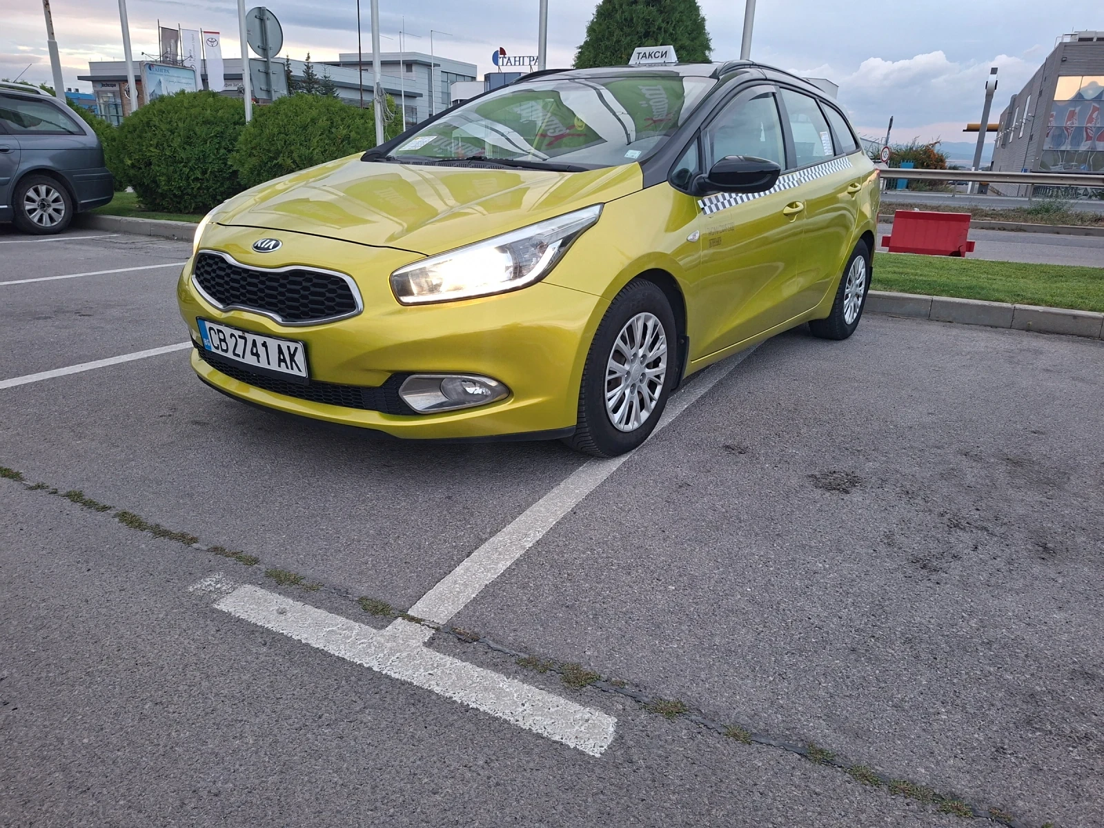 Kia Ceed KIA CEED Готова за работа!, снимка 4 - Автомобили и джипове - 56185638