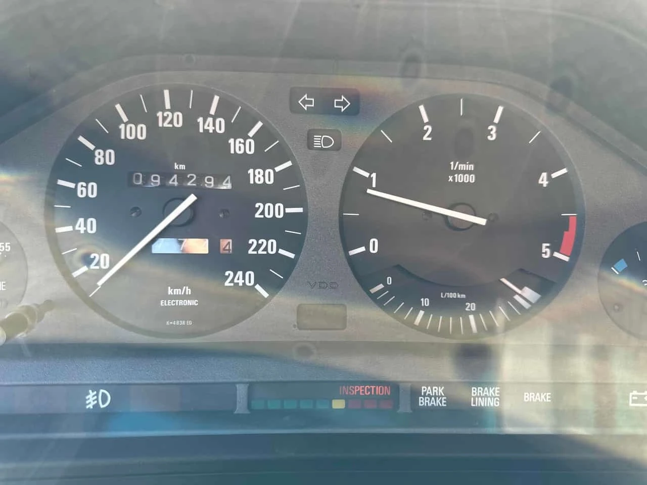 BMW 325 * 4dr Sedan 325e 5 Spd * CARFAX * , снимка 8 - Автомобили и джипове - 56225794